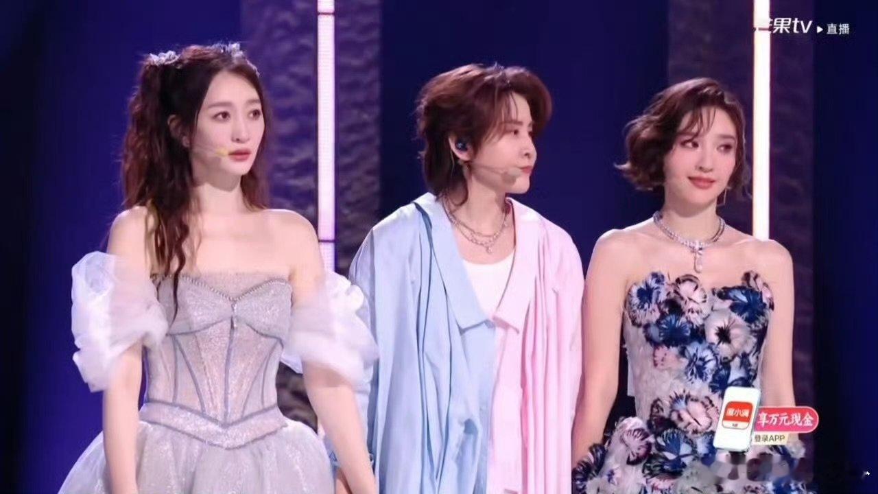 李小冉团赢了庄法团浪姐直播结果出来啦！李小冉团857票战胜庄法团824票，太刺激