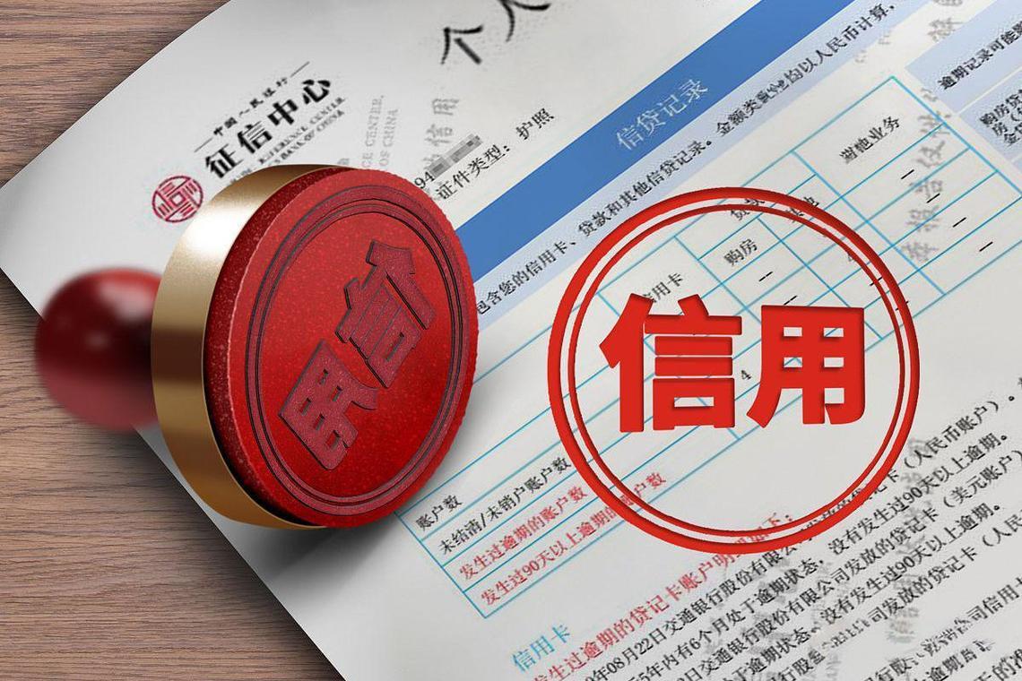 最近网上一个争议做法，看哭也看懵了很多人：不少家长赶在孩子刚满18岁、即将步入大