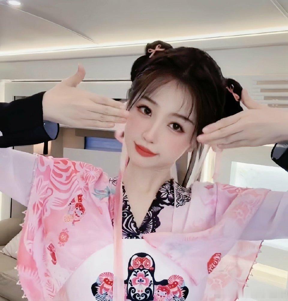 #永夜星河##永夜星河[超话]#明天中午12点咱们腾讯视频不见不散 期待凌妙妙[