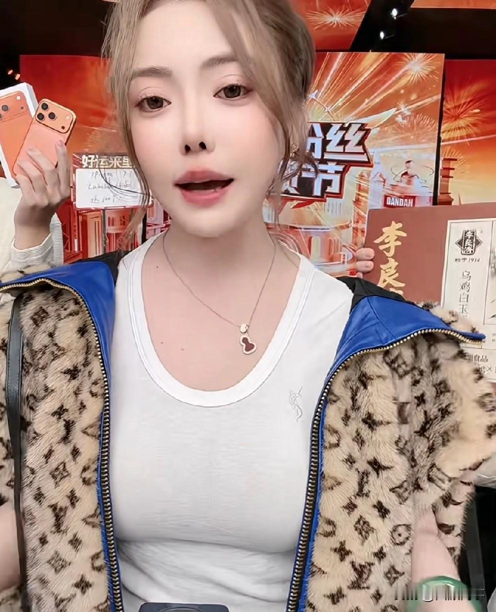 蛋蛋是很多人碰不得的刺，因此新得外号（圈圈姐）蛋蛋！

        自从蛋蛋