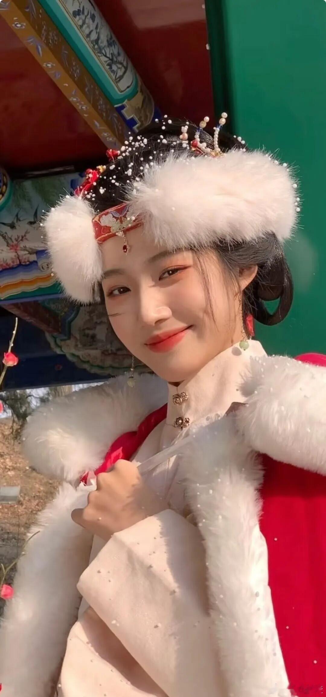 卢昱晓  Share ｜卢昱晓最新壁纸 卢昱晓｜微博跨年狂欢节跨年热梗制造机