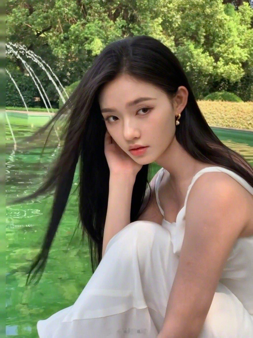 林允[心][爱慕][爱慕][爱慕][爱慕][爱慕][爱慕][爱慕][爱慕][爱慕