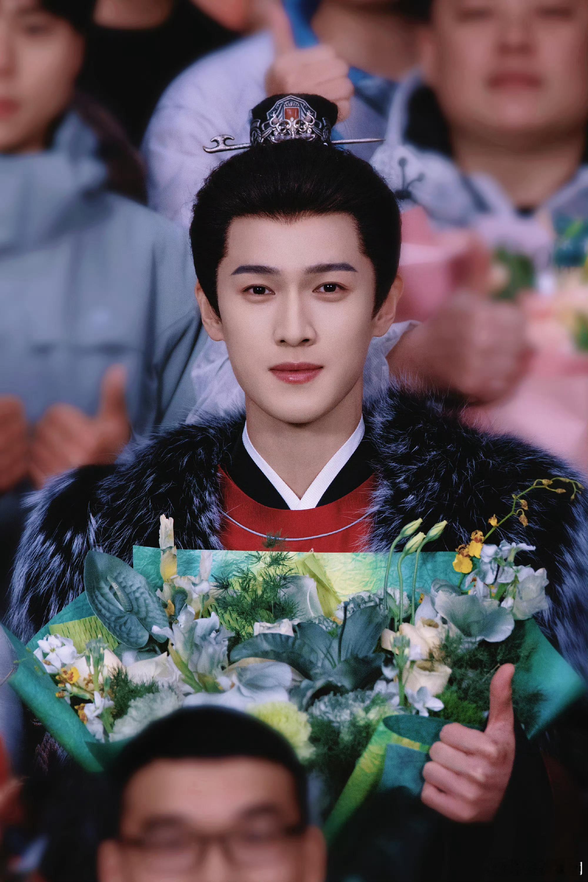 尚公主杀青 李昀锐饰演的言尚正式杀青！以文韬破局，以初心立世，期待言尚公子早日上