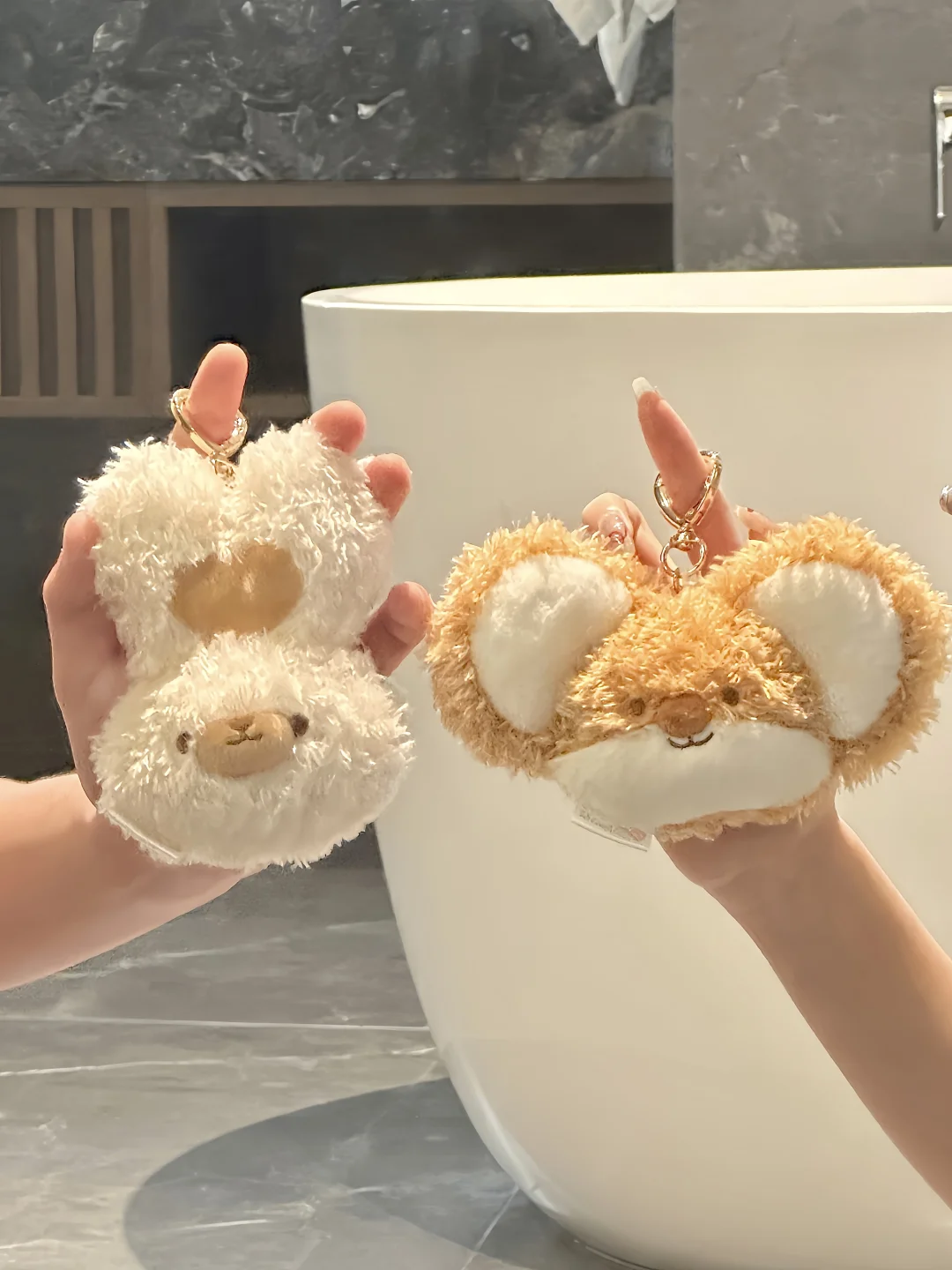 沃趣！今年收到坠可爱的礼物🦊&🐰