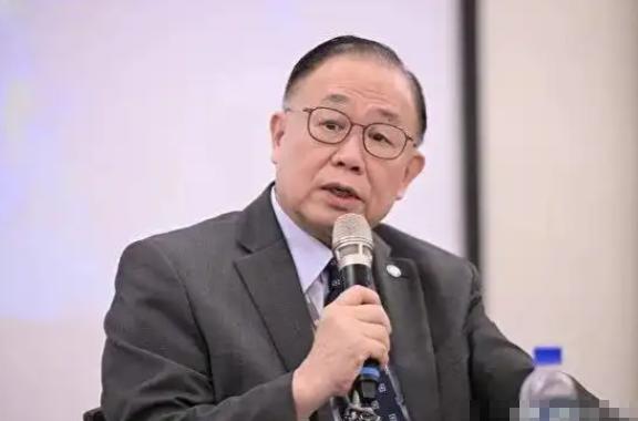台军前司令陈永康一语直击要害：大陆若启动武统台湾，难题从来不在于能不能打赢，而是
