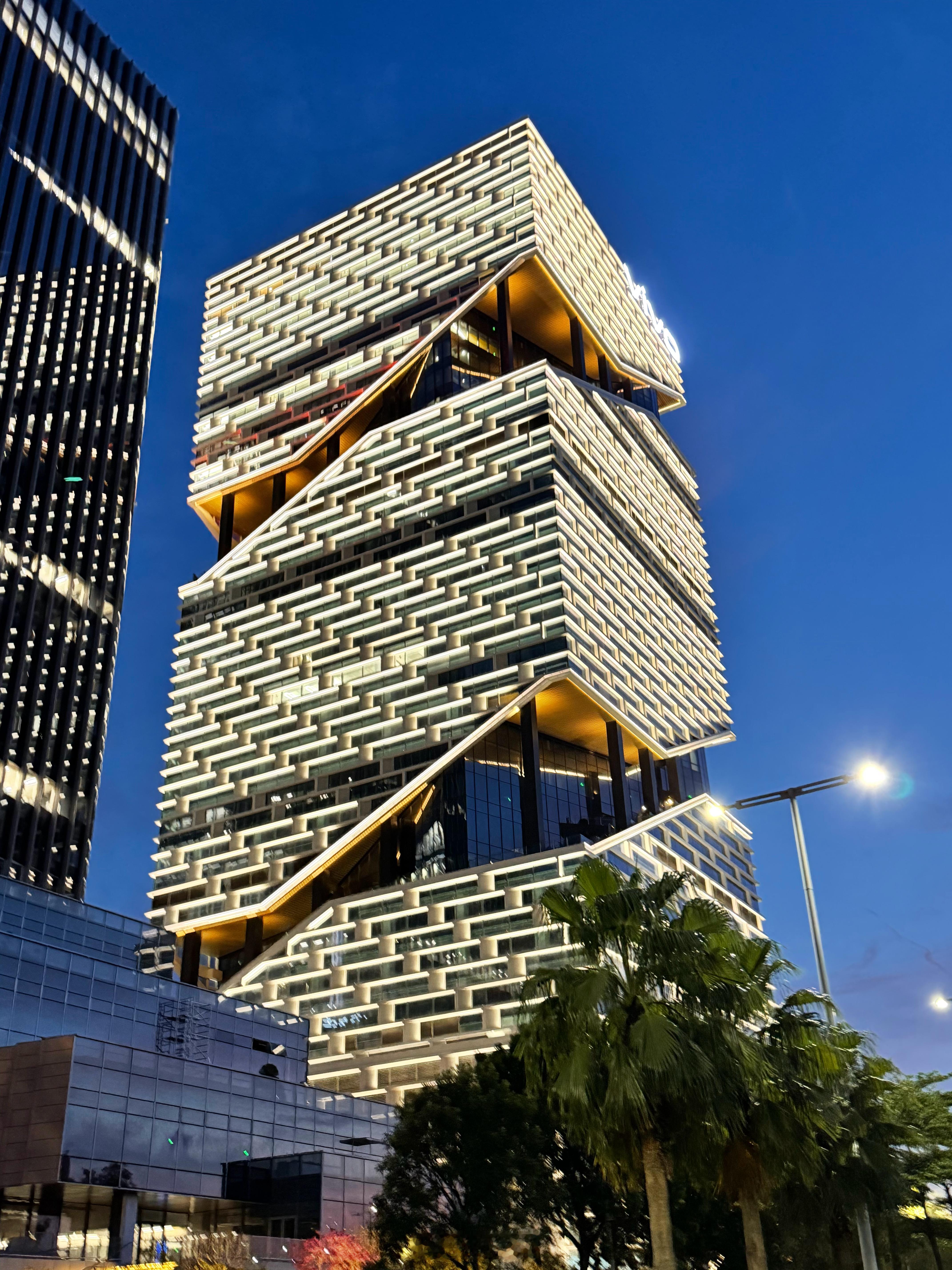 宝安中心深圳新VIVO总部细节品鉴细节、风景无敌，羡慕深圳的小伙伴~目前来说如果