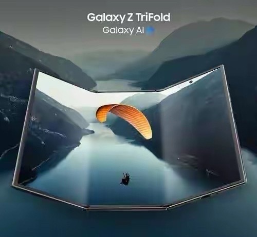 韩媒爆料，三星第二代三折叠TriFold筹备中，计划明年7月正式推出。初代仅3万