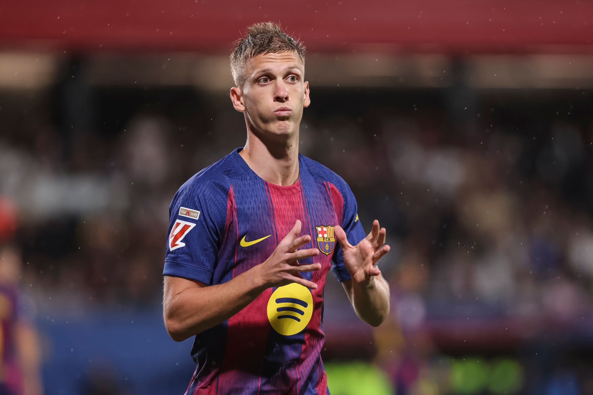 丹尼·奥尔莫首次代表巴萨在同一场比赛中进球并助攻⚽️🅰️ ​​​