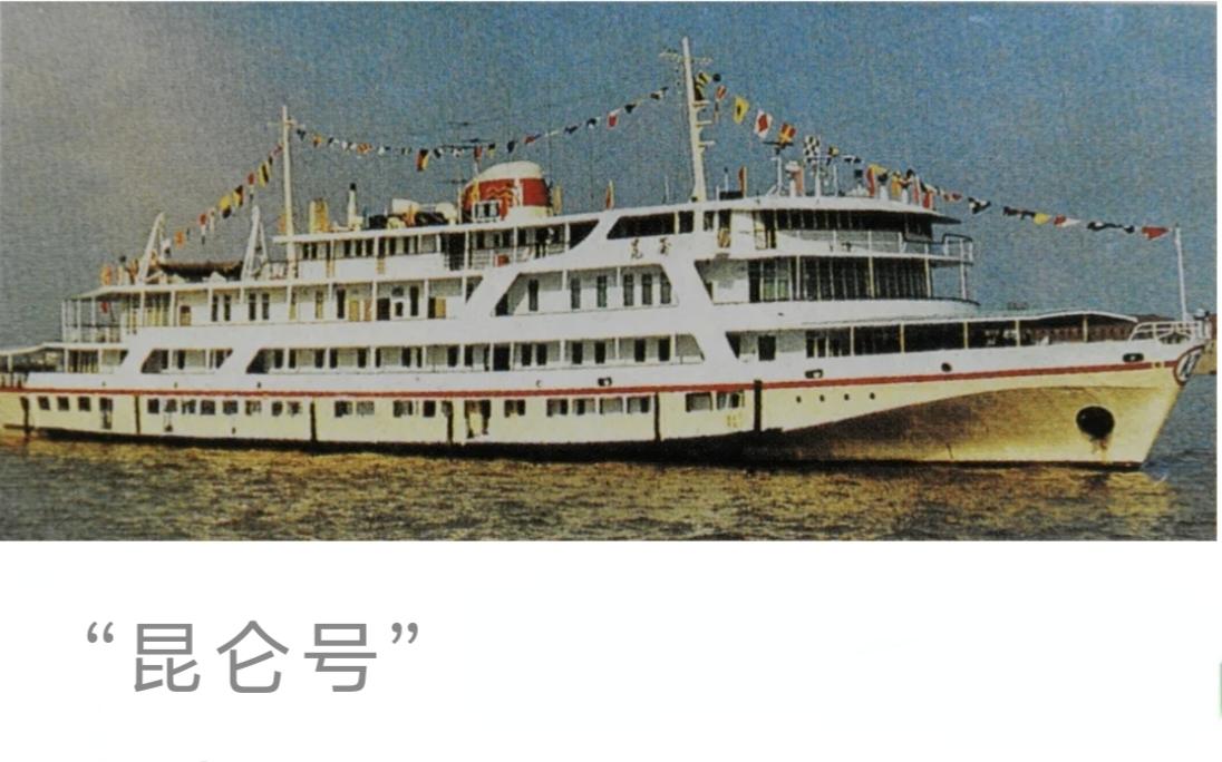 游轮经济和游艇经济，是宜昌极具增长潜力的文旅新赛道。
长江三峡旅游从1980年的