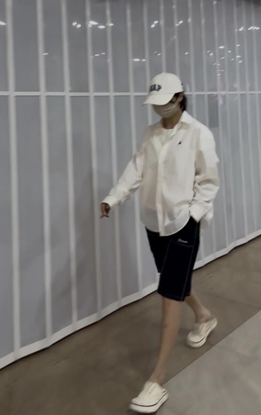 跟着哥哥学穿搭成毅成毅GAP成毅同款