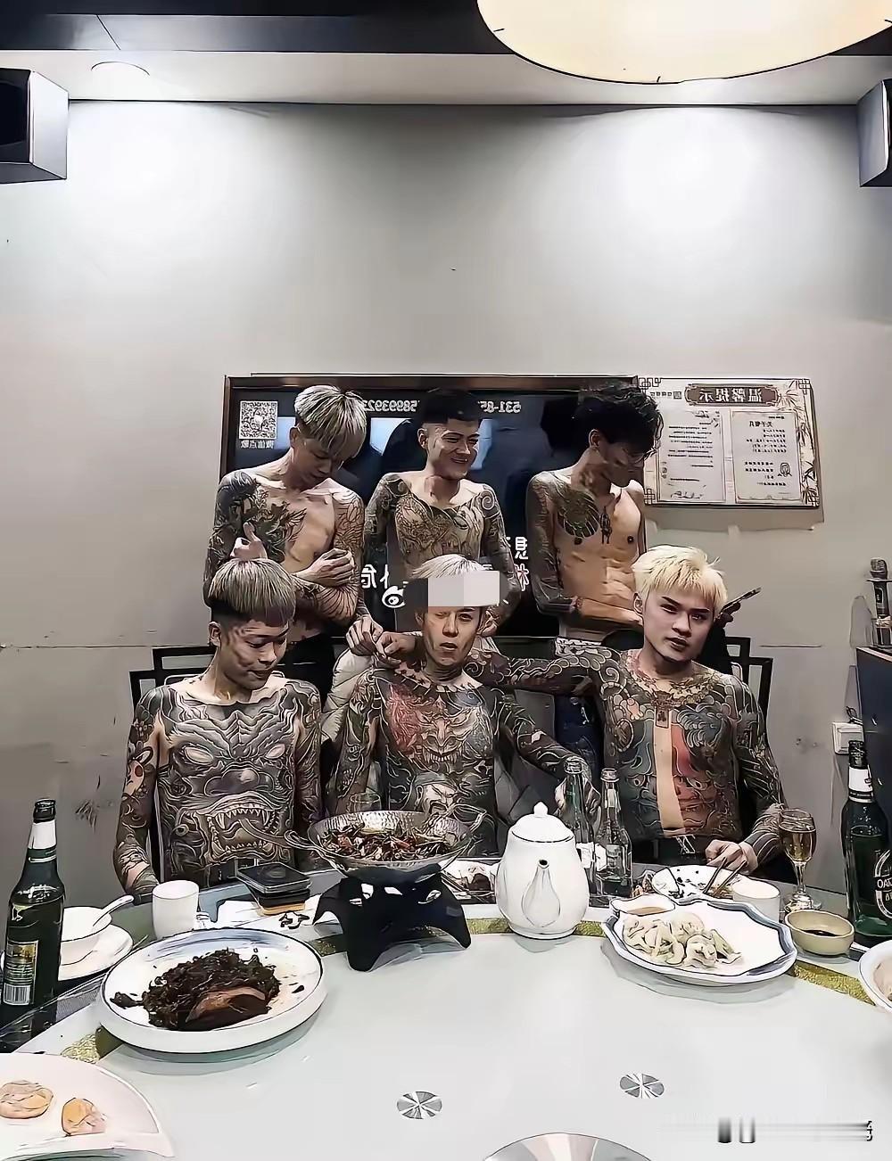 如果在饭店遇到他们怎么办？