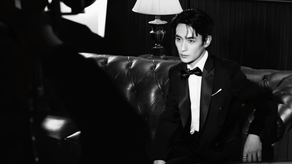 朱一龙不愧是影帝，拍个宣传片和拍电影一样！故事感拉满