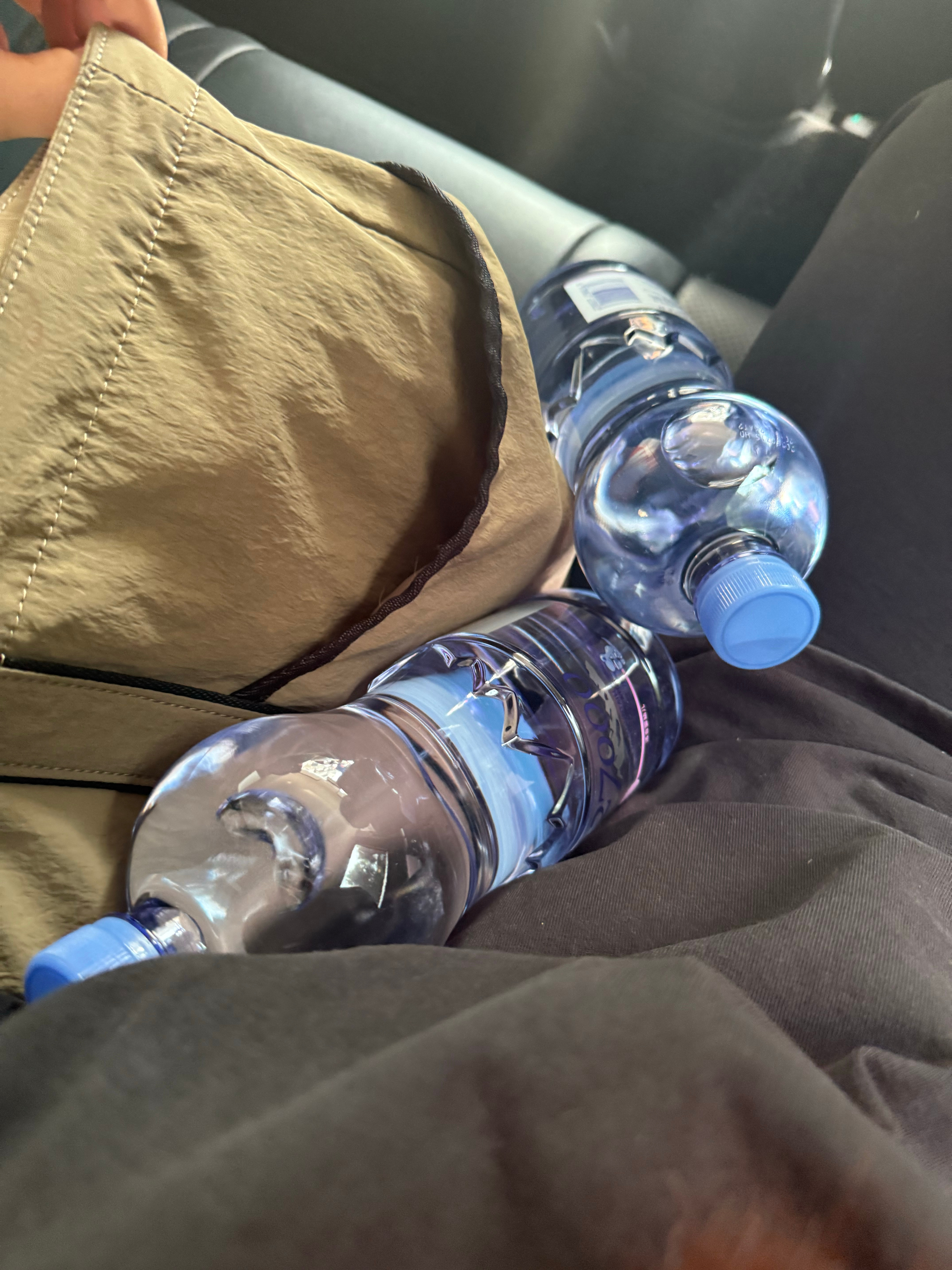 自带水 出发了 等会开[春游家族] ​​​