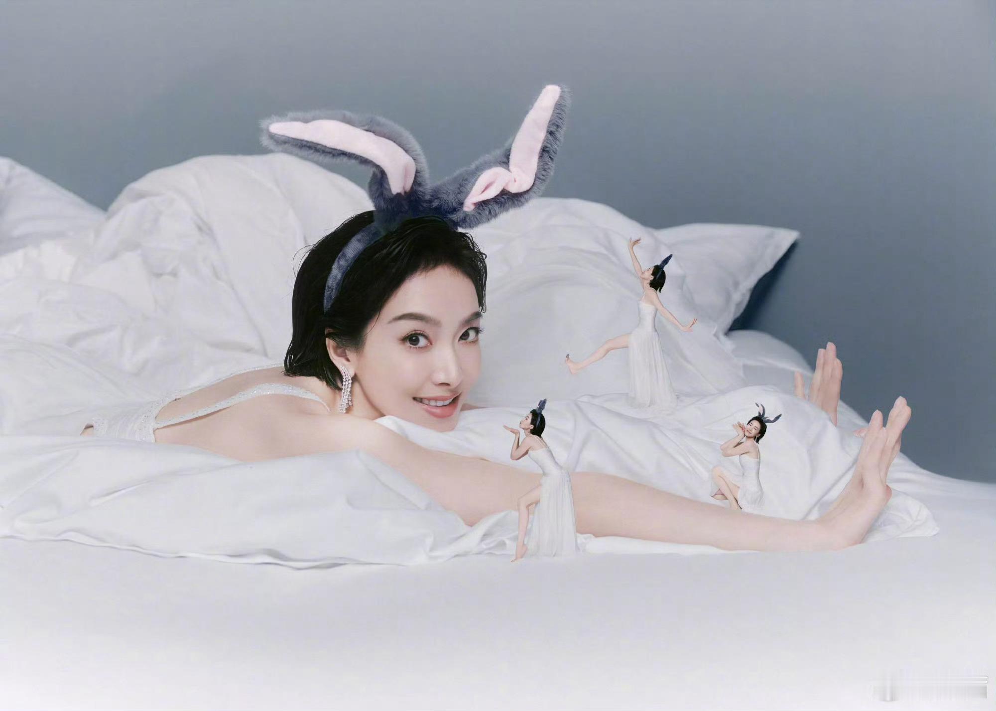 宋茜39岁庆生照宋茜生日九宫格 宋茜晒39岁庆生九宫格，兔耳朵搭配露腰白纱吊带裙