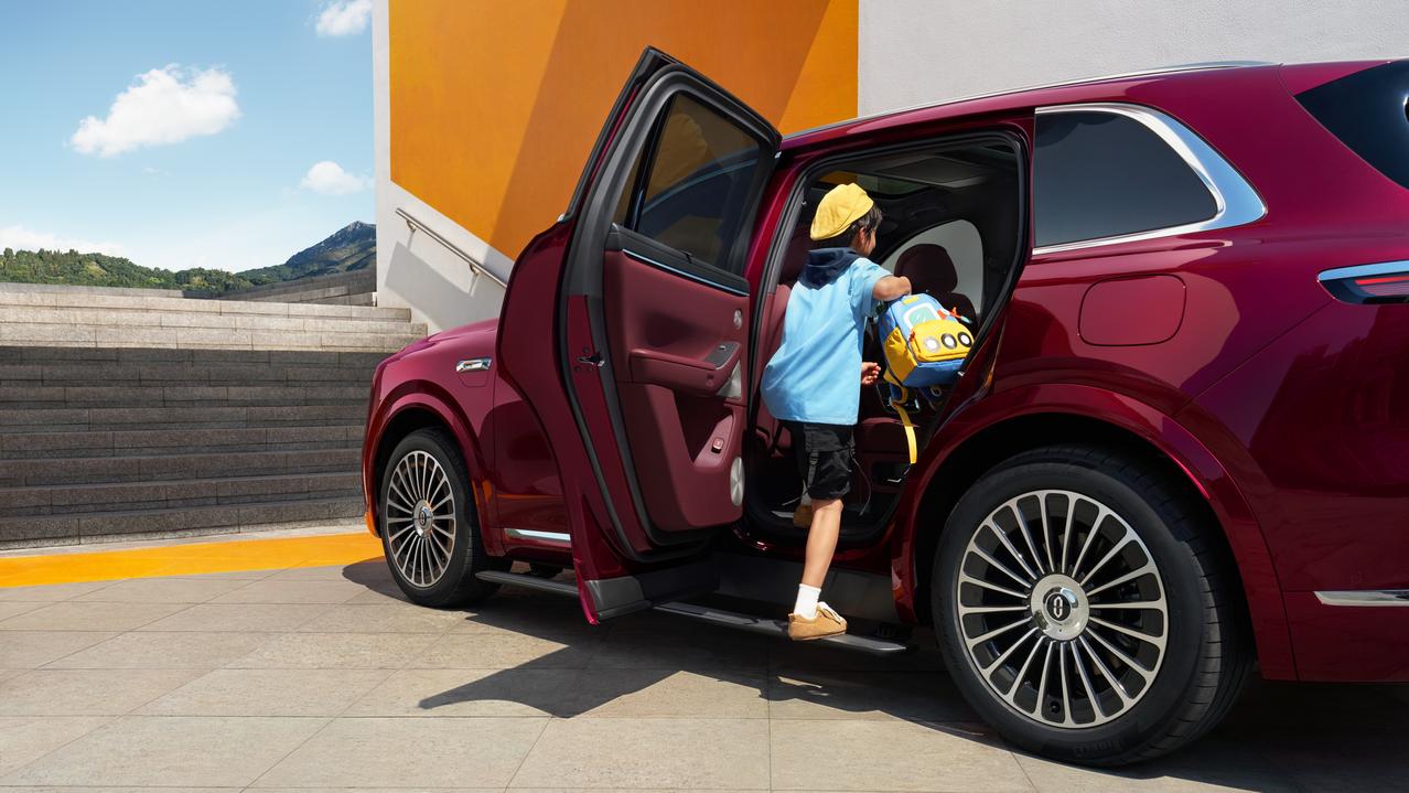 问界M7车主都是些什么人?
这份数据很真实了手握30万预算选购家庭SUV,面对琳