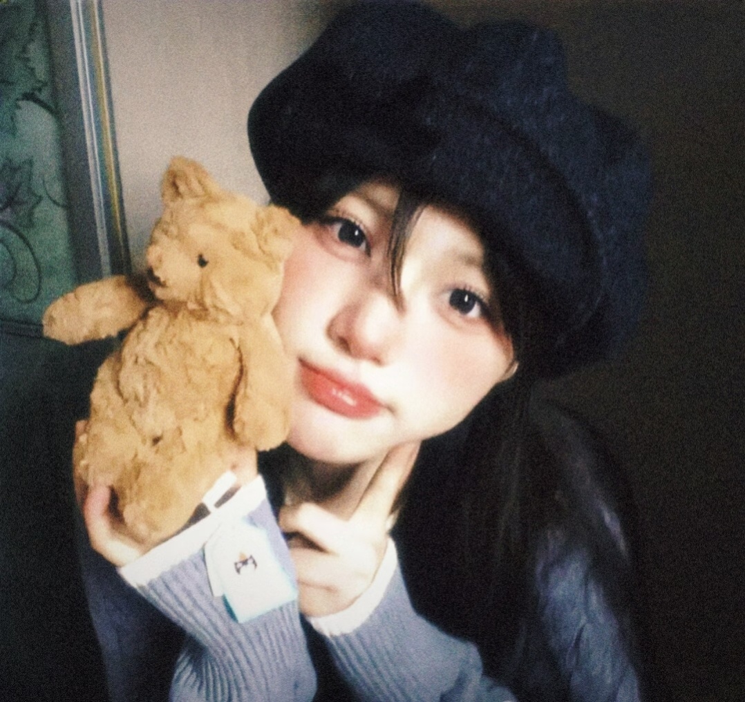 𝙒𝙚𝘾𝙝𝙖𝙩｜古早无水印头像｜女生头像｜图源网络侵删 