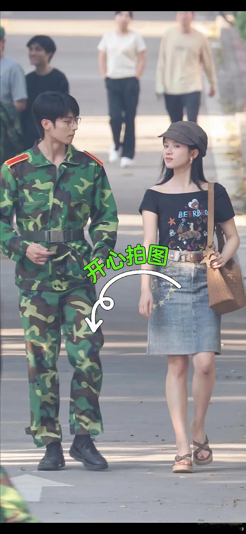 张婧仪陈靖可菜市场路透图，男主这是军训吗感觉好命苦哈哈哈哈哈哈，张婧仪好漂亮啊