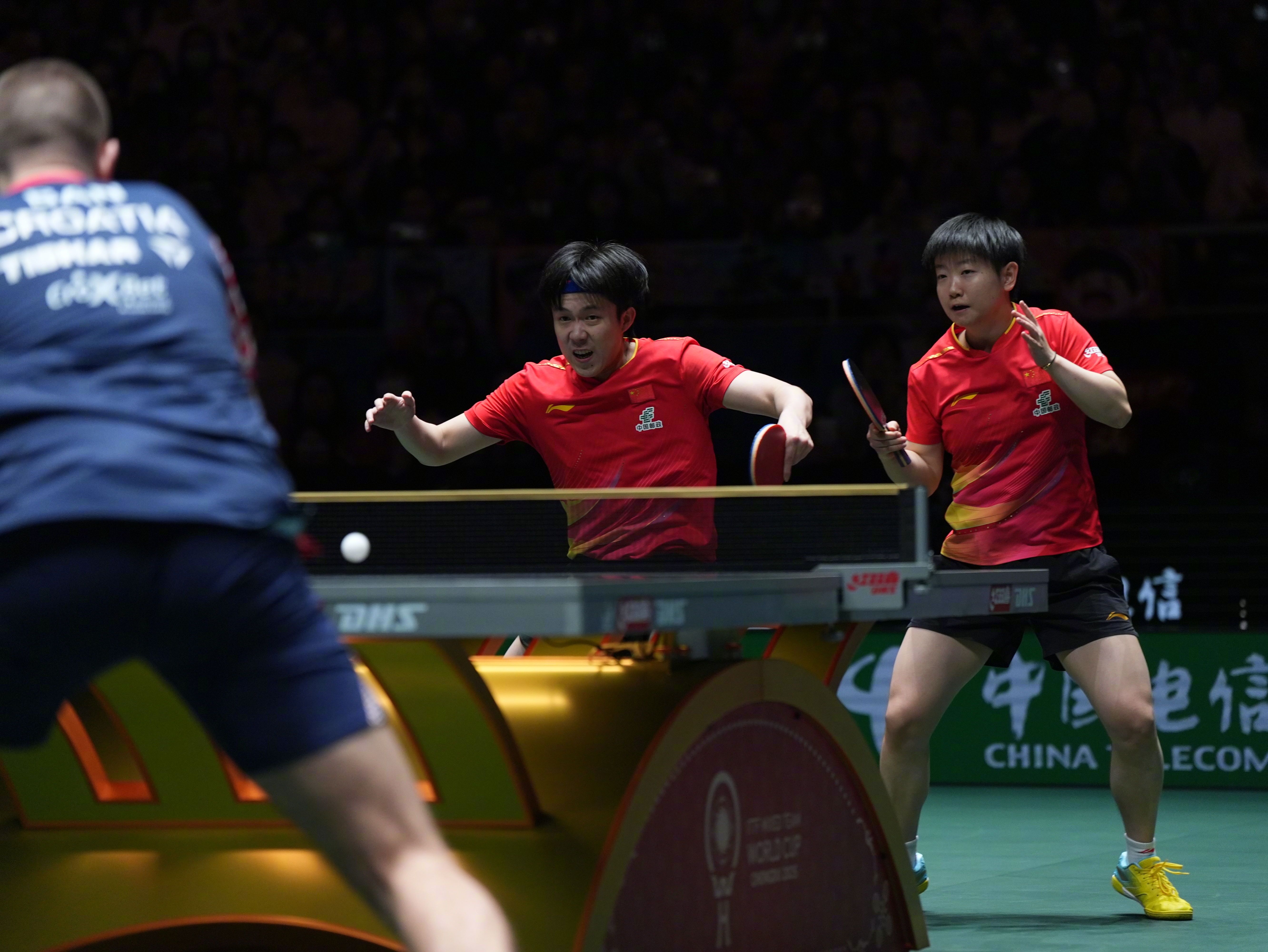 【祝贺！#国乒混团世界杯收获4连胜#】12月3日，2025国际乒联混合团体世界杯