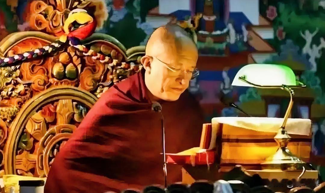 宗萨仁波切说：“不会被任何事情激怒，因为他出离了所有执着。你做不到那样，但你可以
