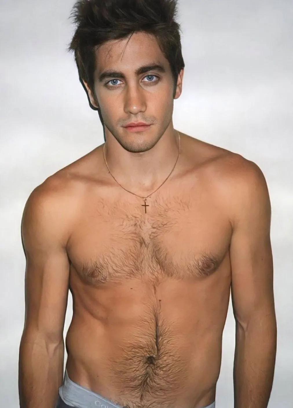 现在我明白为什么泰勒·斯威夫特写了三张关于他的完整专辑。