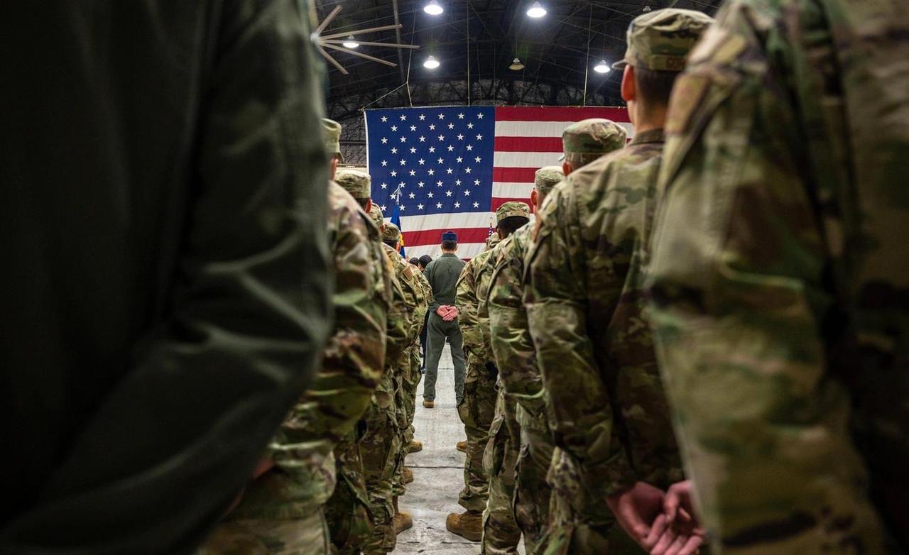 军事行动：践踏主权，制造地区动荡

• 突袭委内瑞拉：2026年1月3日，美国特