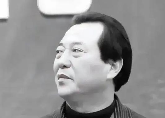 他是全中国最出名的"白卷考生"，曾经一封信改变了千万人的命运，可15年后走出监狱