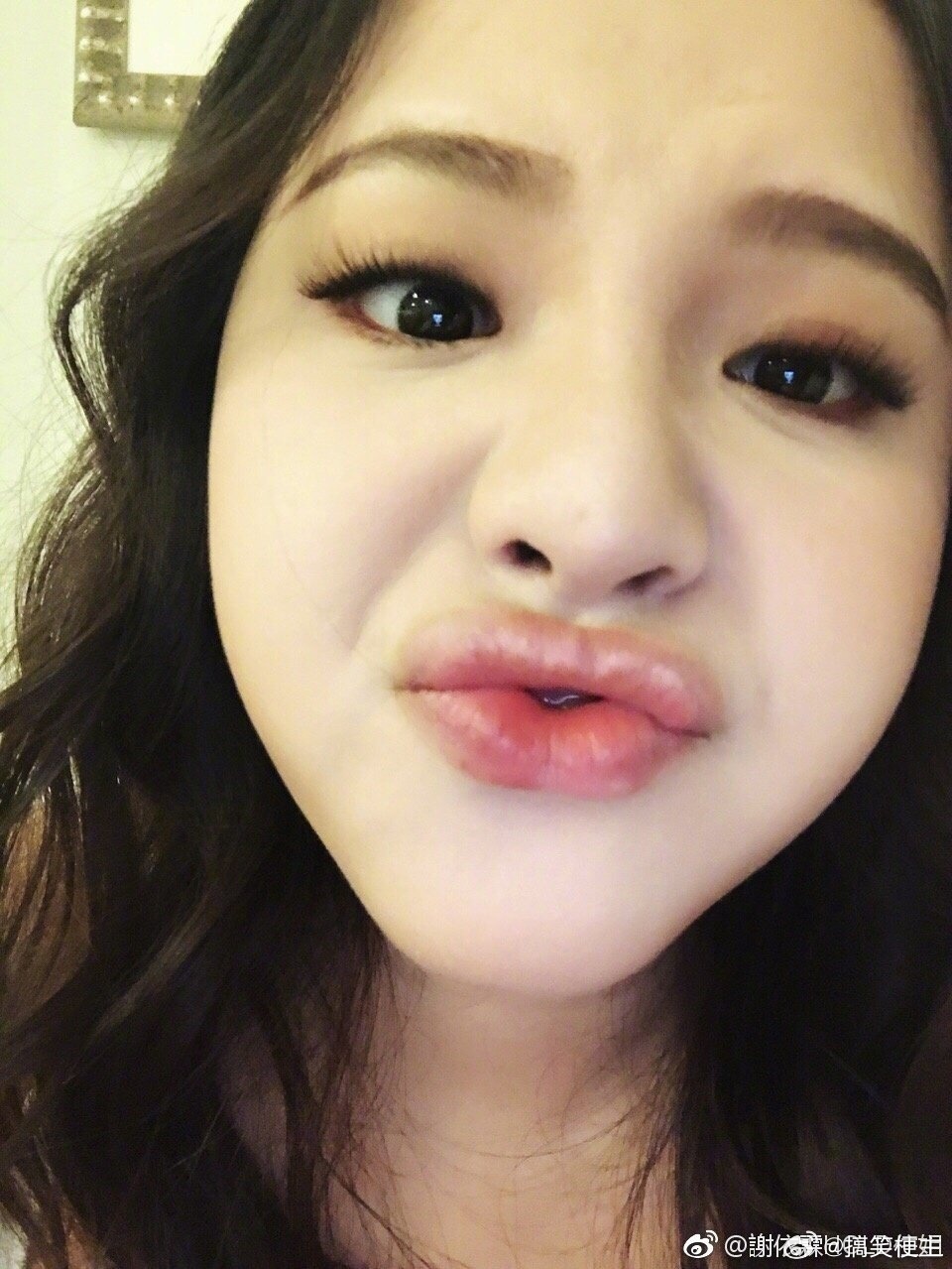 谢依霖用郭碧婷送的杯子装酱油风华合伙人 看到这一幕才懂，真正的友情不用刻意维护，