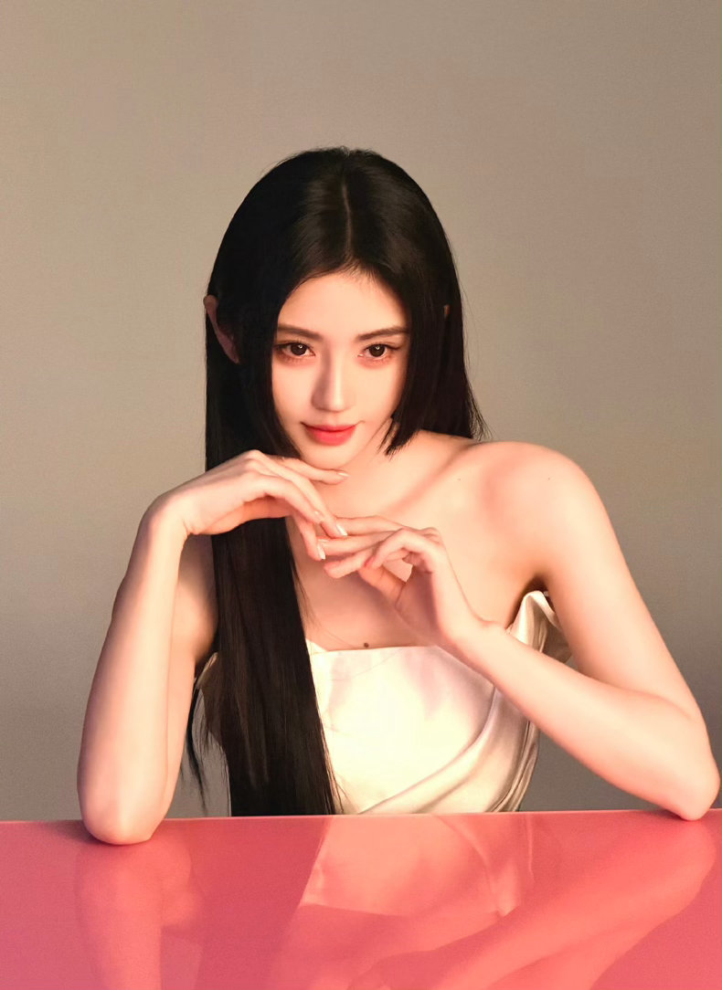 鞠婧祎请赐我一双翅膀  jjy鞠婧祎阿黛  jjy鞠婧祎 我对你的好 你独有一份