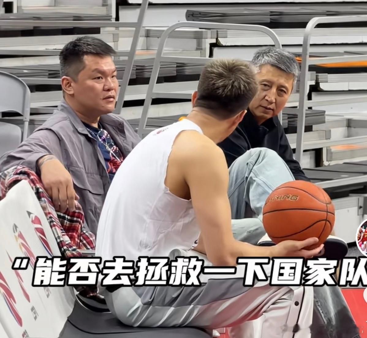 郭艾伦现在的状态完全可以去国家队，希望给他一次机会吧 