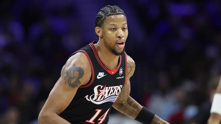 76人队已将后卫达利·特里的双向合同转为标准NBA合同。特里于2月10日签下双向