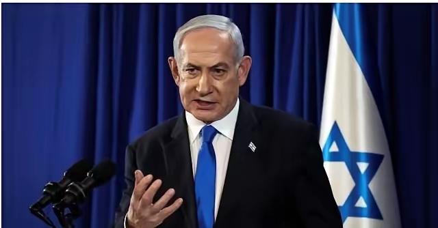 以色列这步棋走得太蠢了 —— 为了配合美军捞飞行员，主动宣布暂停对伊打击，本以为