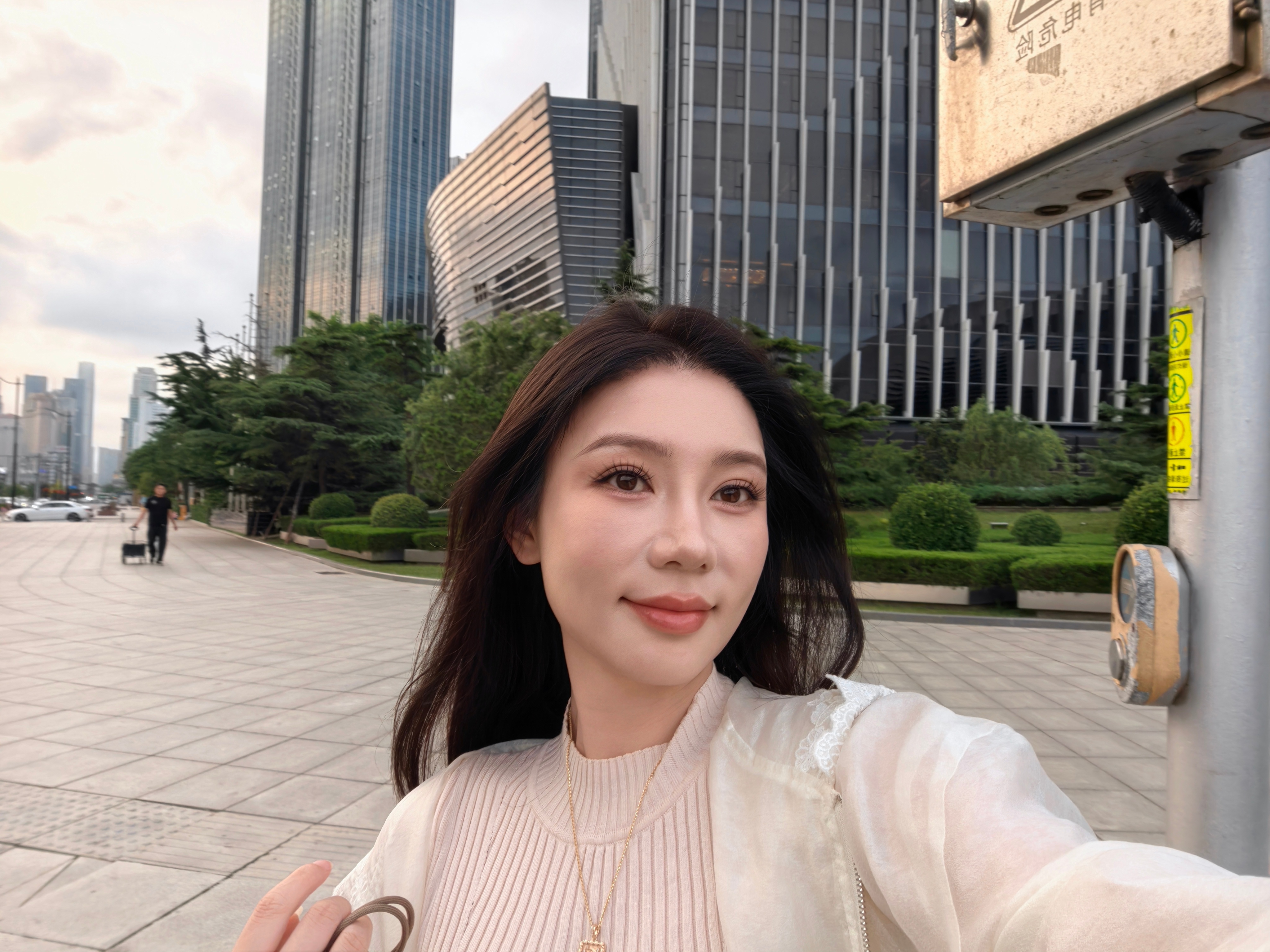 奇奇怪怪的拍照角度又增加了傍晚大连的天气还不错哦风里带着海蛎子味 大连·大连康莱