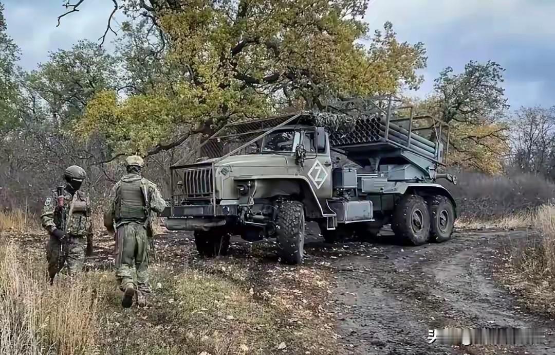 不到48小时，俄军抓两条“大鱼”，普京一声令下，机场港口遭打击