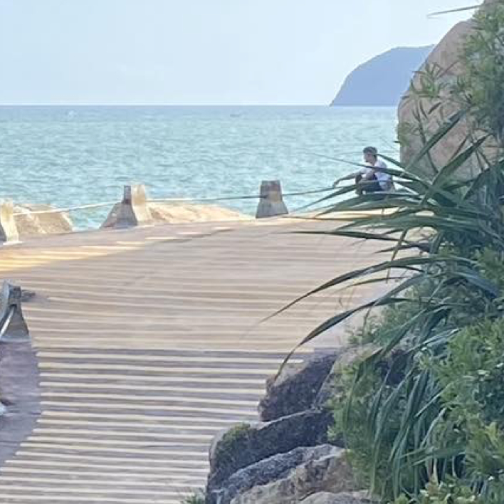 0000善行缘于善心，有着善的心灵，就如同一股清泉，永不枯竭，清纯甘甜，发自内心