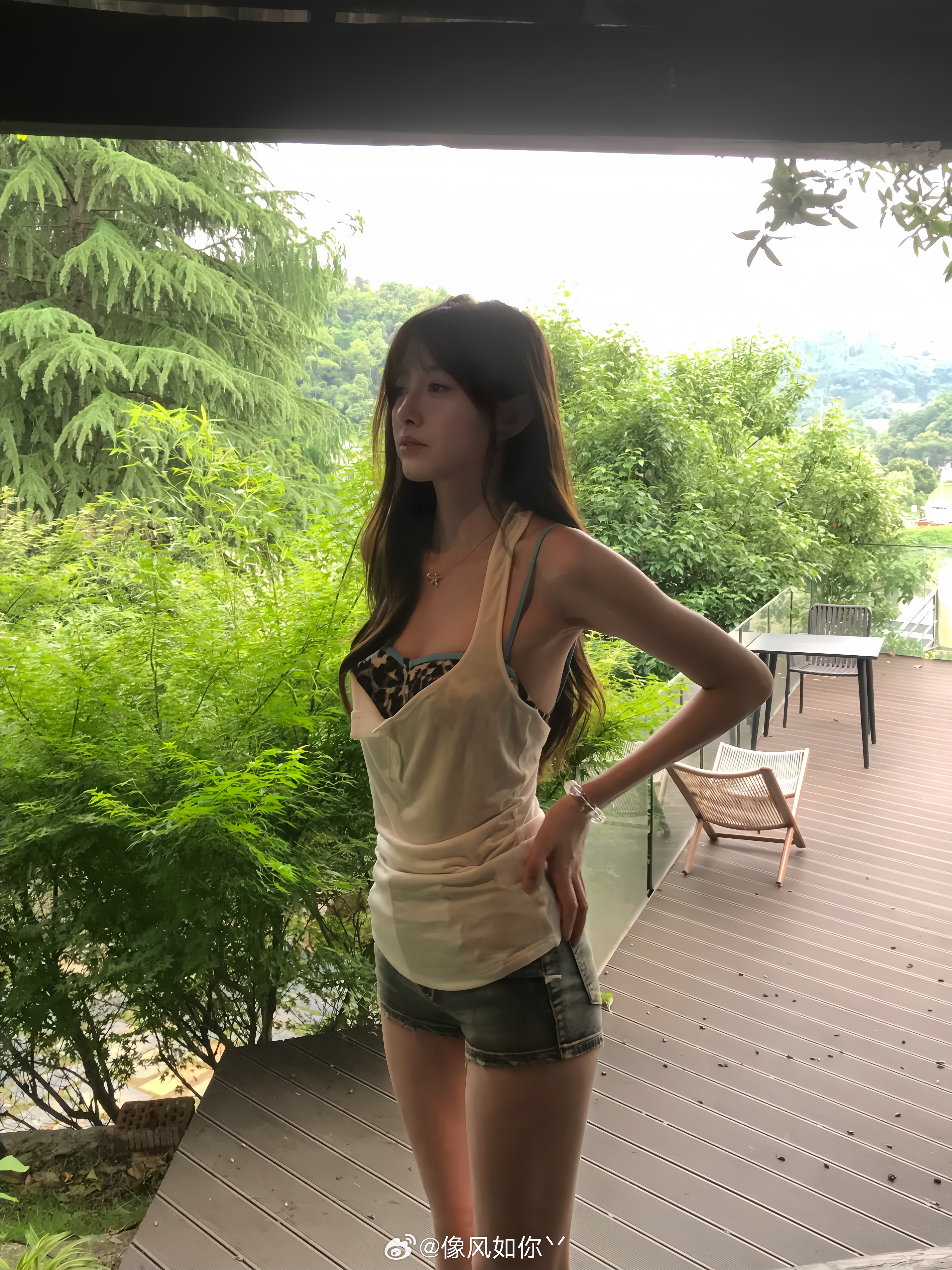 🌲 逆光不清晰 啊咧 