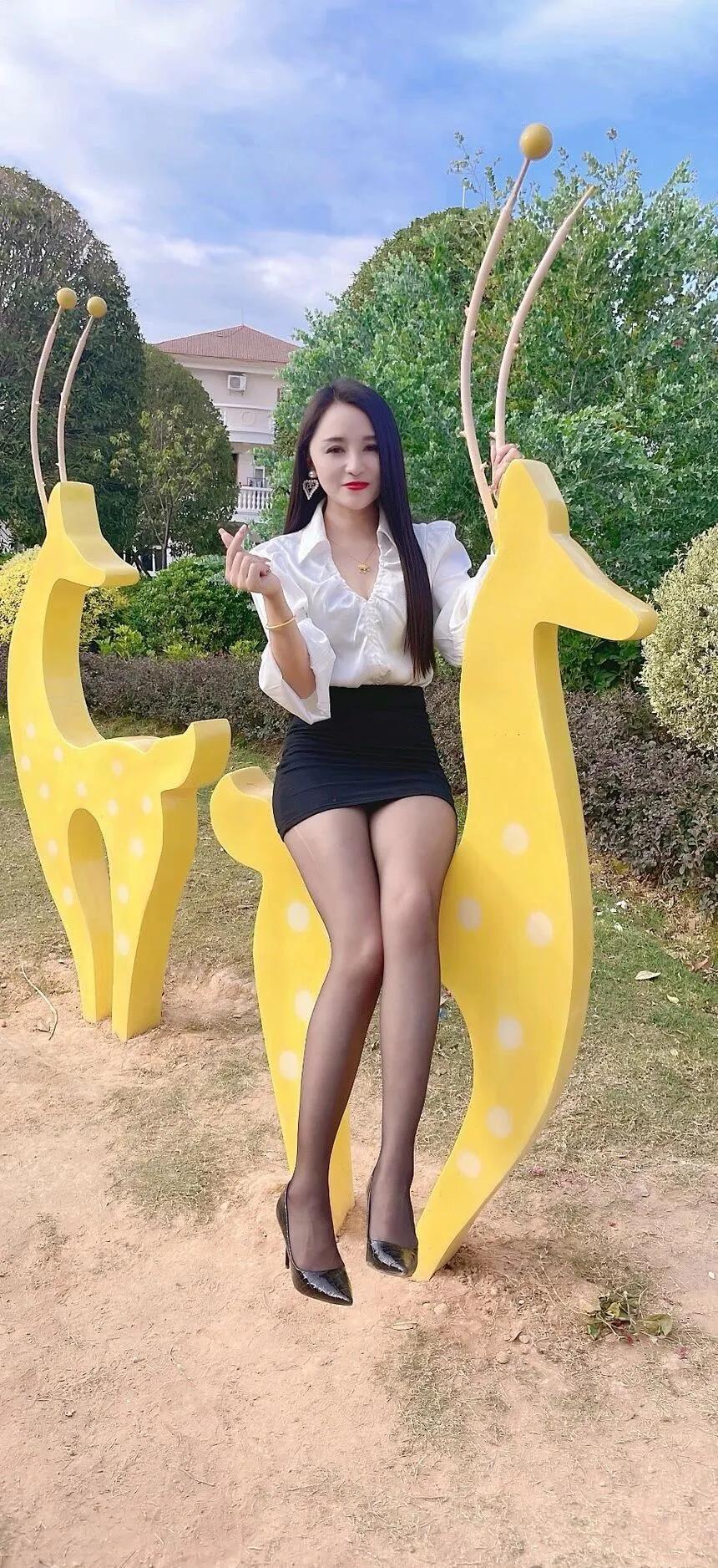 年少不知阿姨好