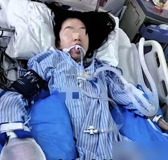 “心痛” 一女孩肺癌晚期，她主动停止治疗，自己买了袋糕点吃，护士看到后劝其少吃，