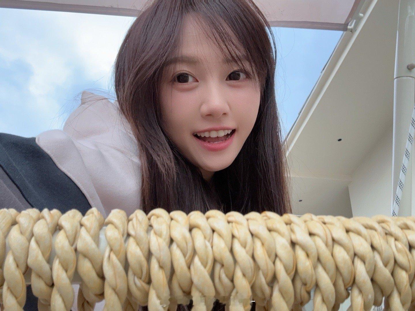 自拍一组～  ​​​