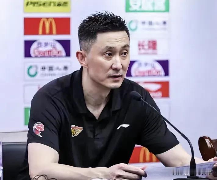 广东虽然110-94战胜辽宁，杜锋依然批评这4人表现不合格！
1、周琦状态一般，