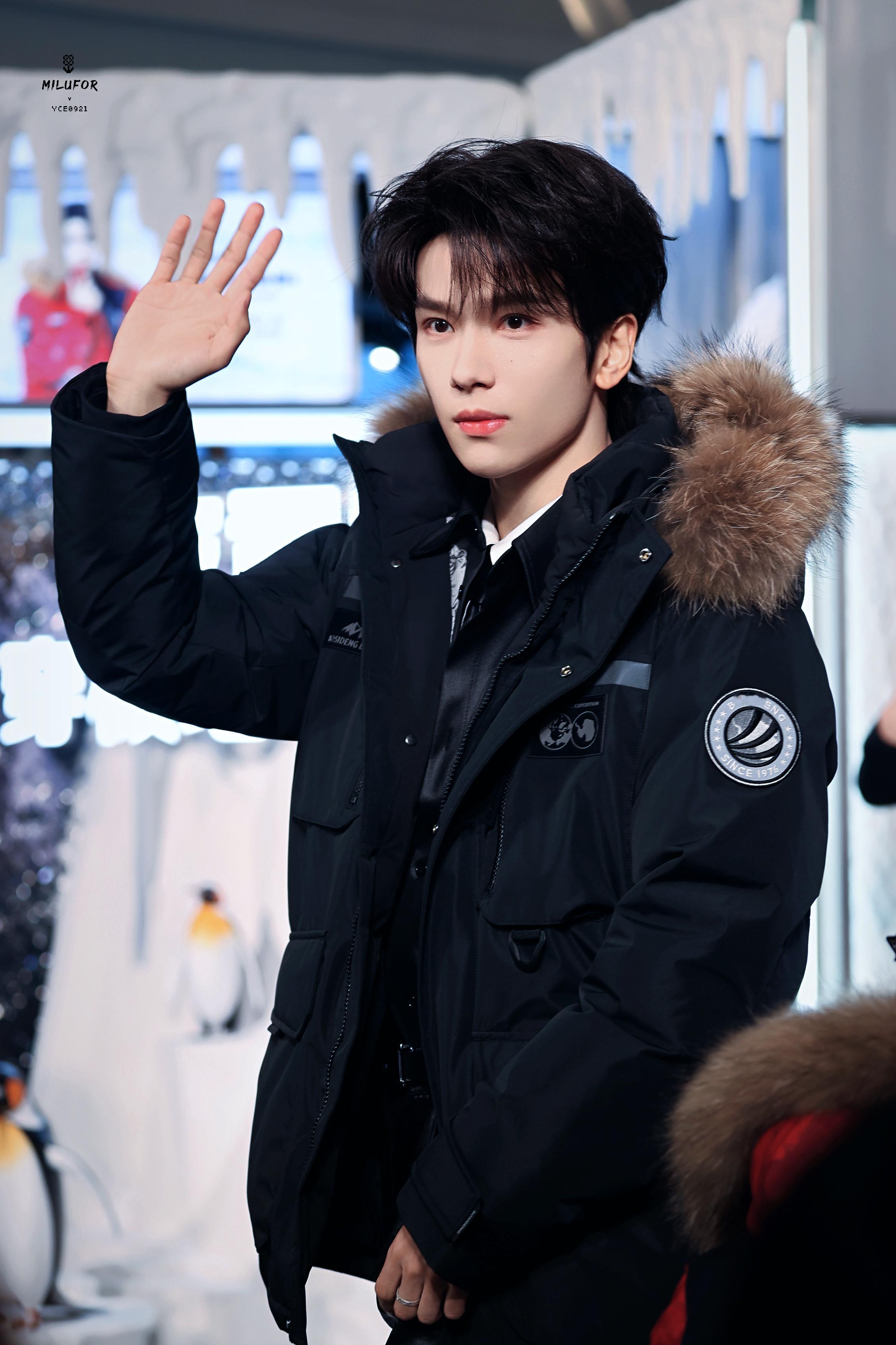 余承恩 yce余承恩天书黎明 yce余承恩顾天 我们是同一片星系星尘，在无尽黑暗