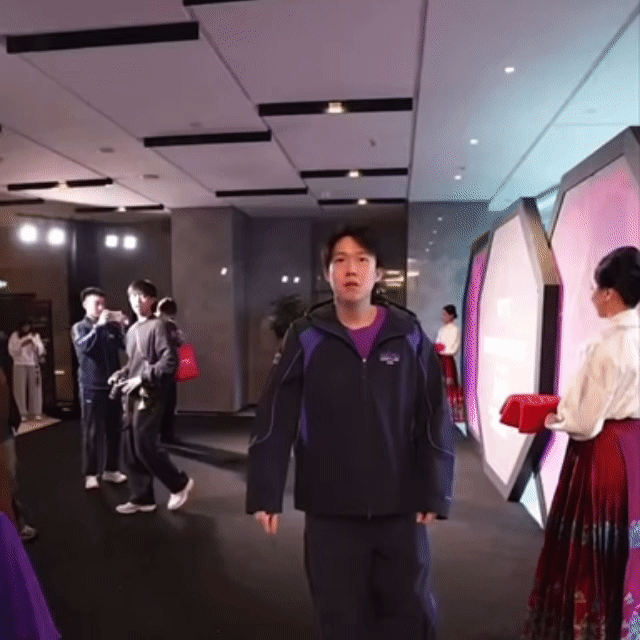 😦😏这么萌啊