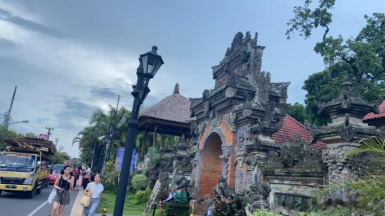 这两天五一大家都出去玩了吗？有没有堵车呢？
今天跟大家汇报一件小事情，也顺便给大