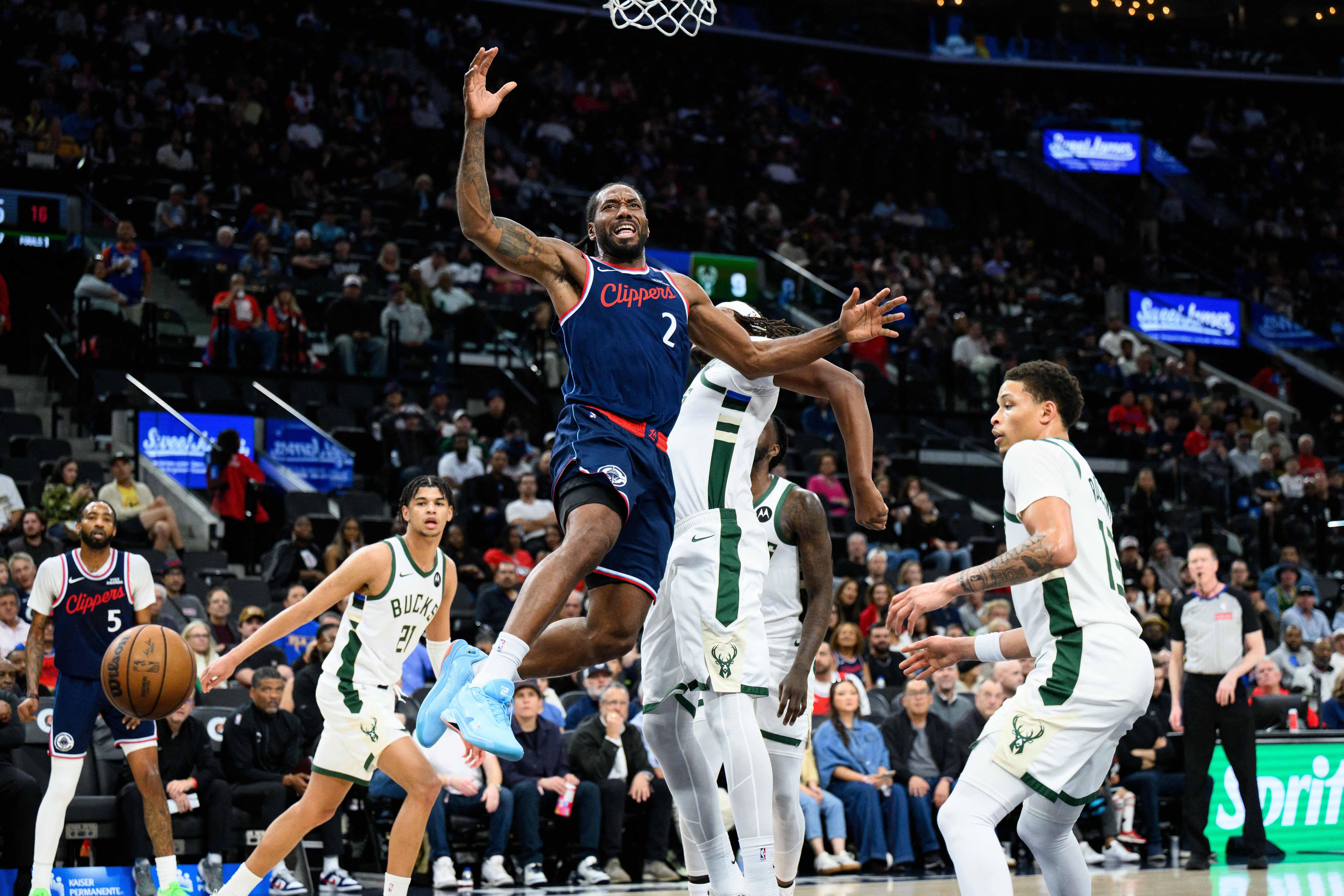 Kawhi Leonard  特别右 