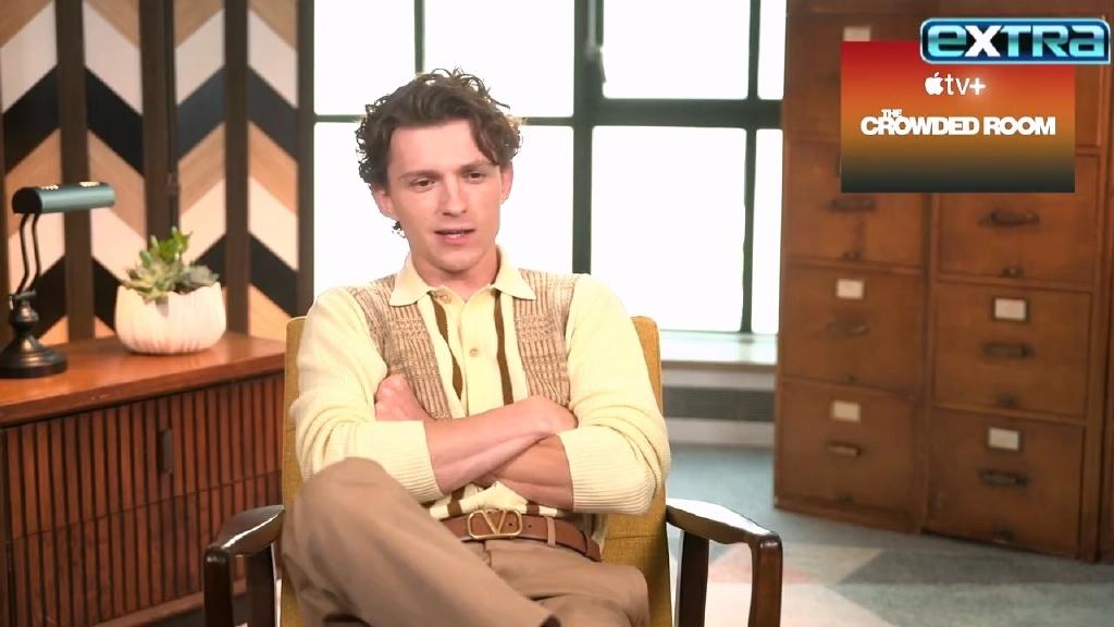  近日，演员“荷兰弟”Tom Holland 在宣传新剧《拥挤的房间》时透露他在