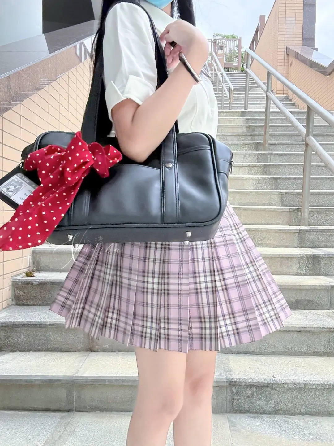 你美目如当年 流转我心间。
