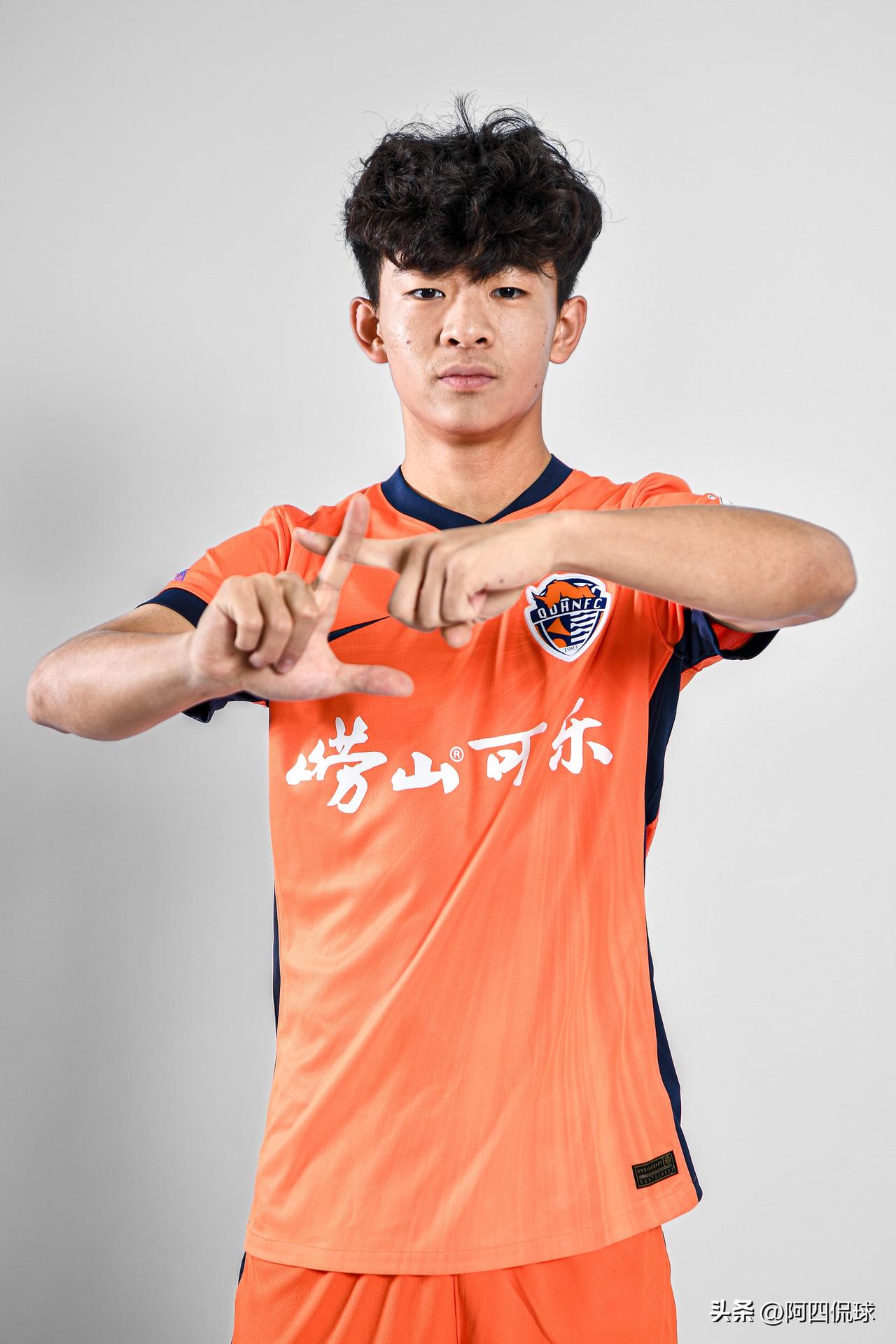 雷声大，雨点小。如果邝兆镭落选中国国少队世少赛球员名单，不要感到意外。
第一，1