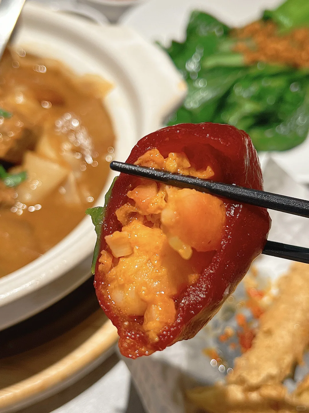 一口魂穿贵州｜谁懂这口酸汤鲜虾饺的含金量