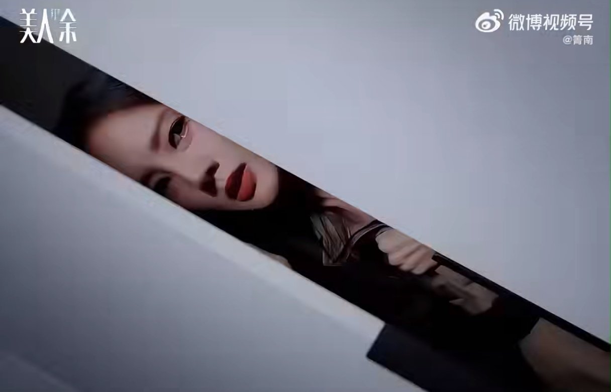李一桐躲衣柜这段美人余 谁懂这种无力感！《美人余》余梦意外撞上丈夫私会，只能躲进