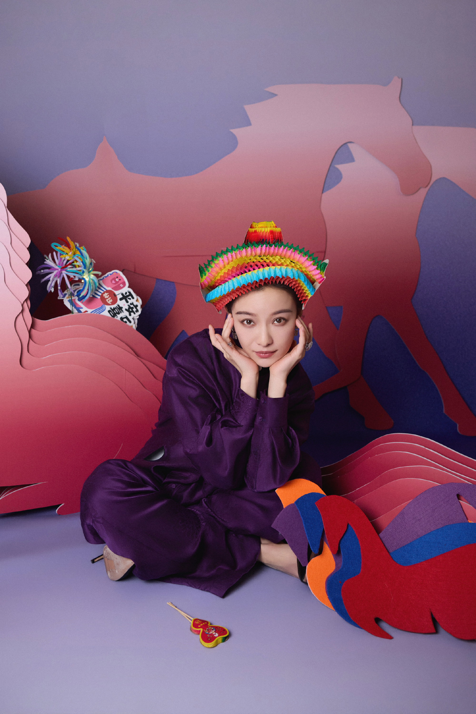 倪妮 紫气东来，骏马踏春。 