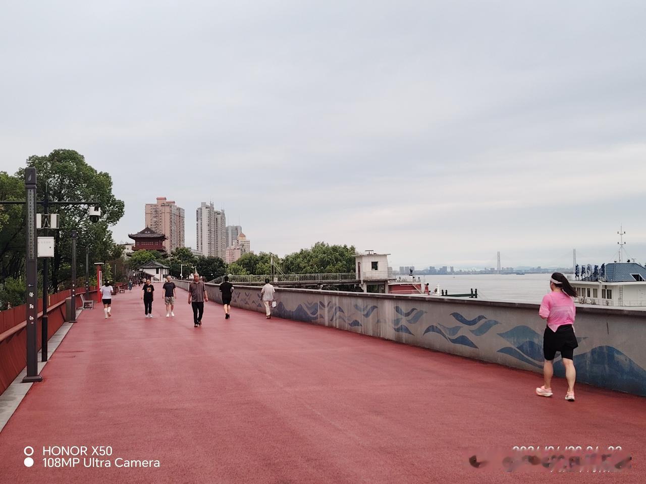 国际石油局势对普通人生活有什么影响对普通人生活影响很大